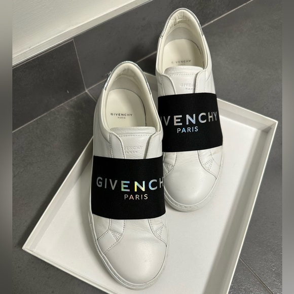 Givenchy sneakers - Picture 1 of 6